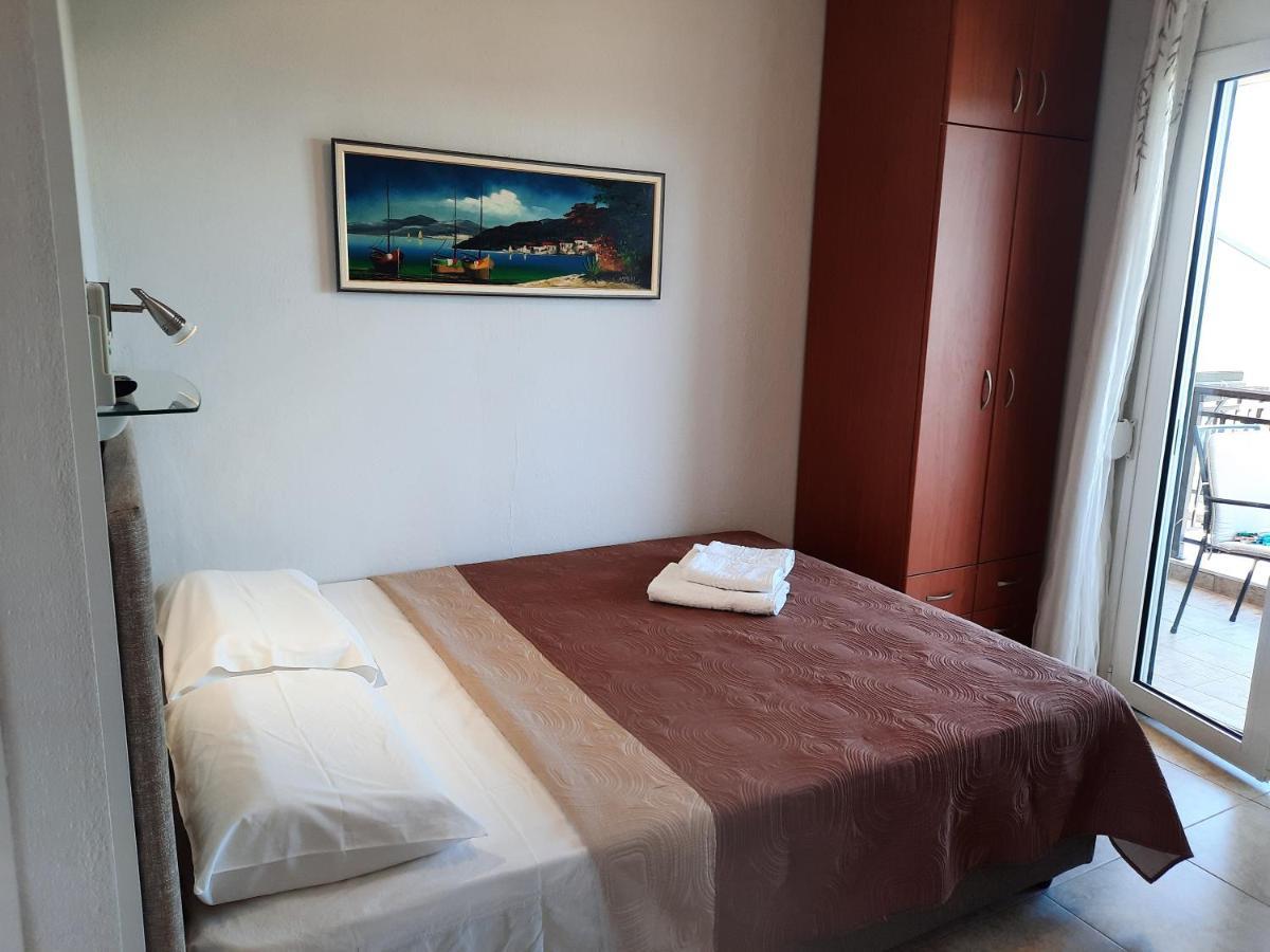 Appartement Sofia & Lakis House à Ormos Panagias Extérieur photo